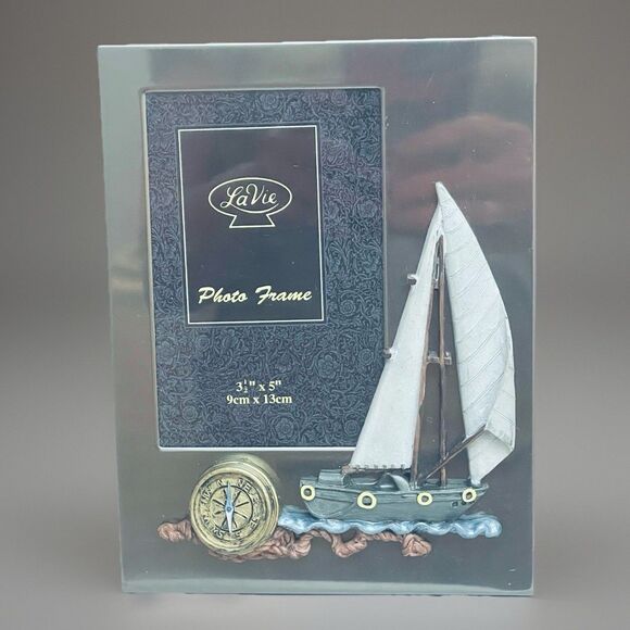 LaVie Chrome Nautical Picture Frame Sailboat Compass Design 3.5x5 w/ Glass - Picture 1 of 10